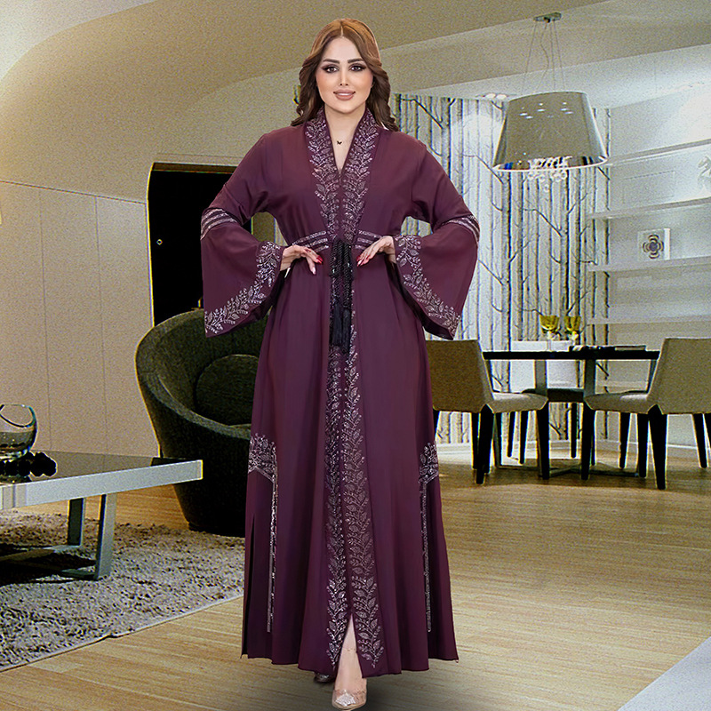 MS342#Muslim women's robe with rotator sleeves and diamonds (NO inner dress)