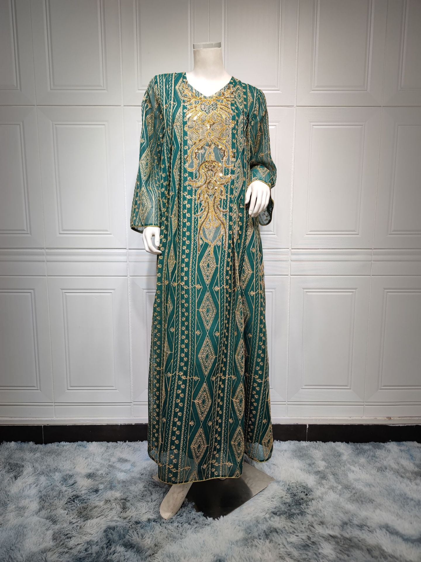 MS421#Muslim stitching loose robe with beaded embroidery