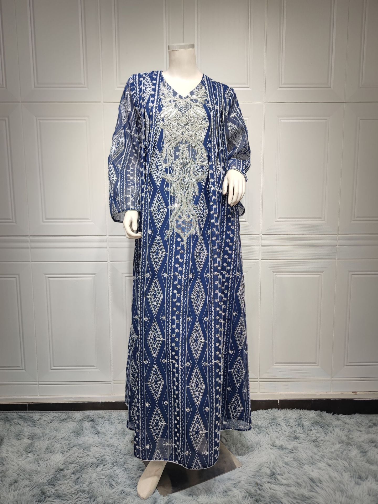 MS421#Muslim stitching loose robe with beaded embroidery