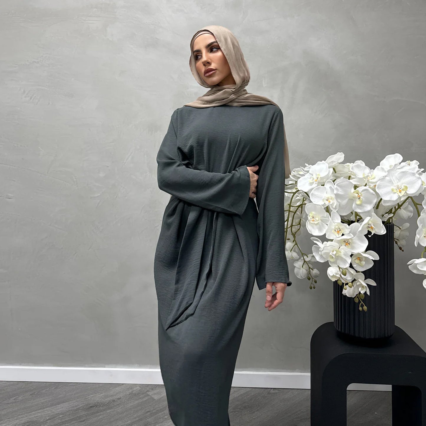 MS587#Elegant lace-up dress abaya