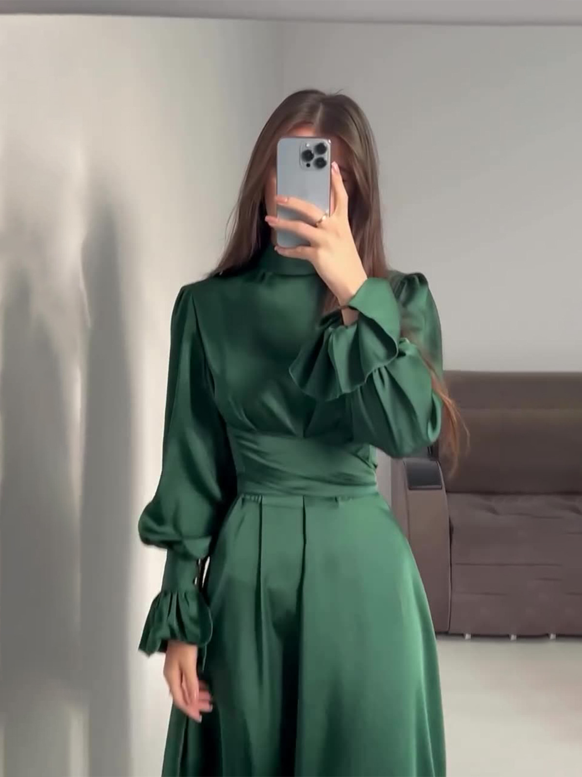 MS457#Long-sleeved belted green dress with puffy sleeves